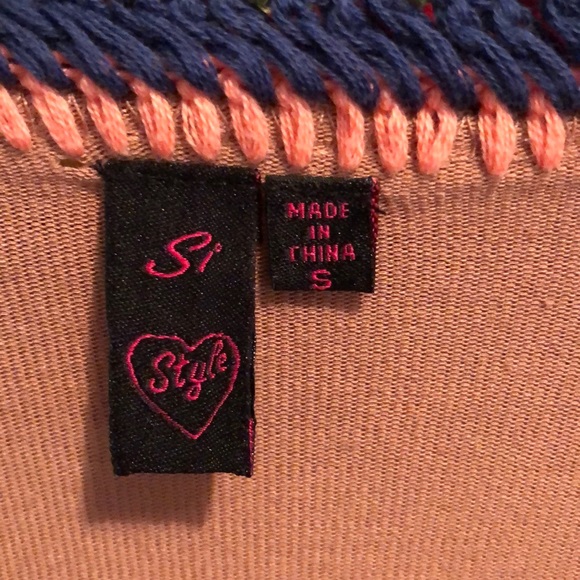 Si small embroidered cardigan. NWOT - Picture 4 of 4